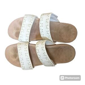 Vionic Randi‎ Sandals White Leather Slip On Orthopedic Size 9.5